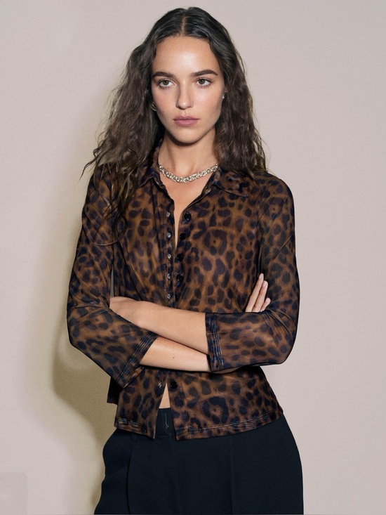 Reformation Tops - NWT Reformation Margaret Leopard Topped